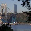 Monstrous Crane Heads Up Hudson River For Tappan Zee Bridge Site